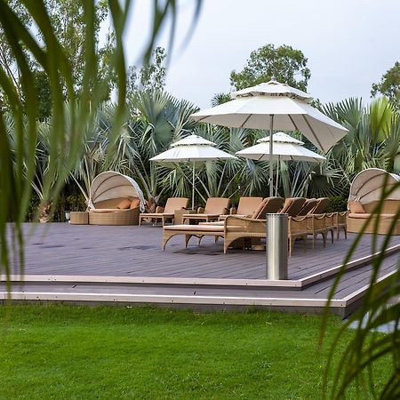 Atrio By Devam Hotel Gurgaon Eksteriør billede