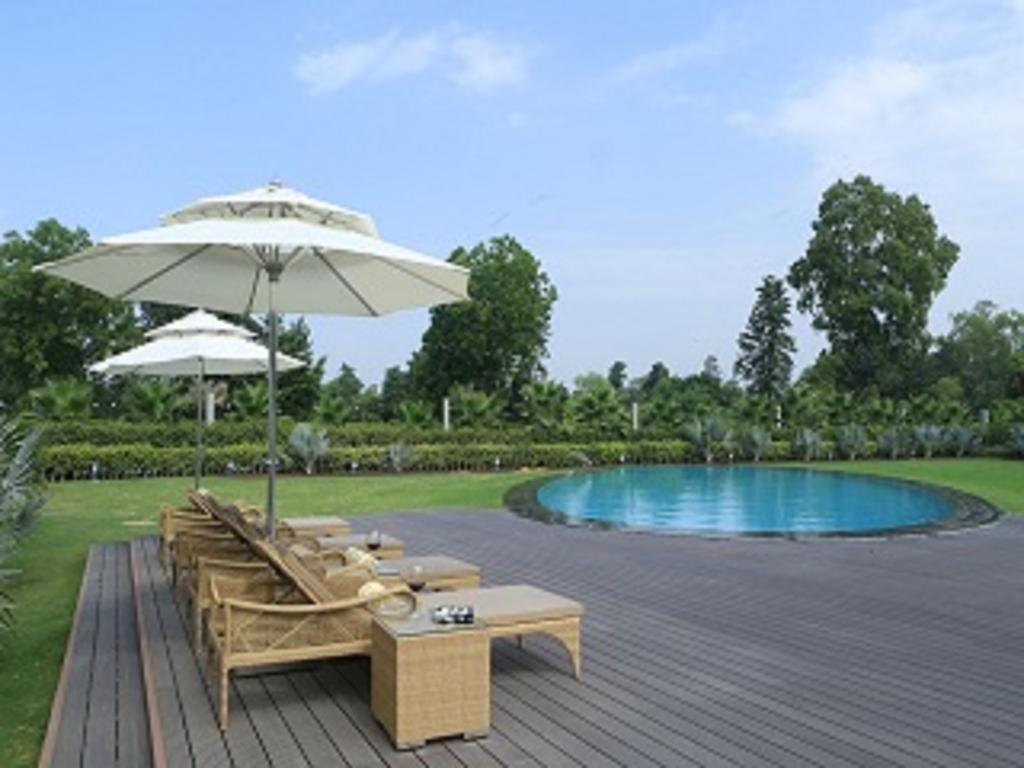 Atrio By Devam Hotel Gurgaon Eksteriør billede