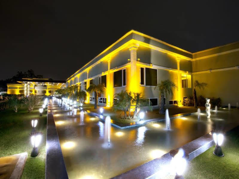 Atrio By Devam Hotel Gurgaon Eksteriør billede