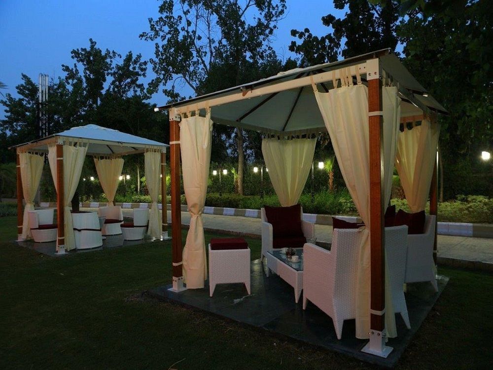 Atrio By Devam Hotel Gurgaon Eksteriør billede