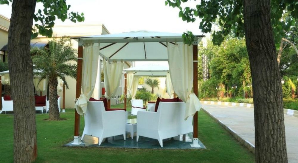 Atrio By Devam Hotel Gurgaon Eksteriør billede
