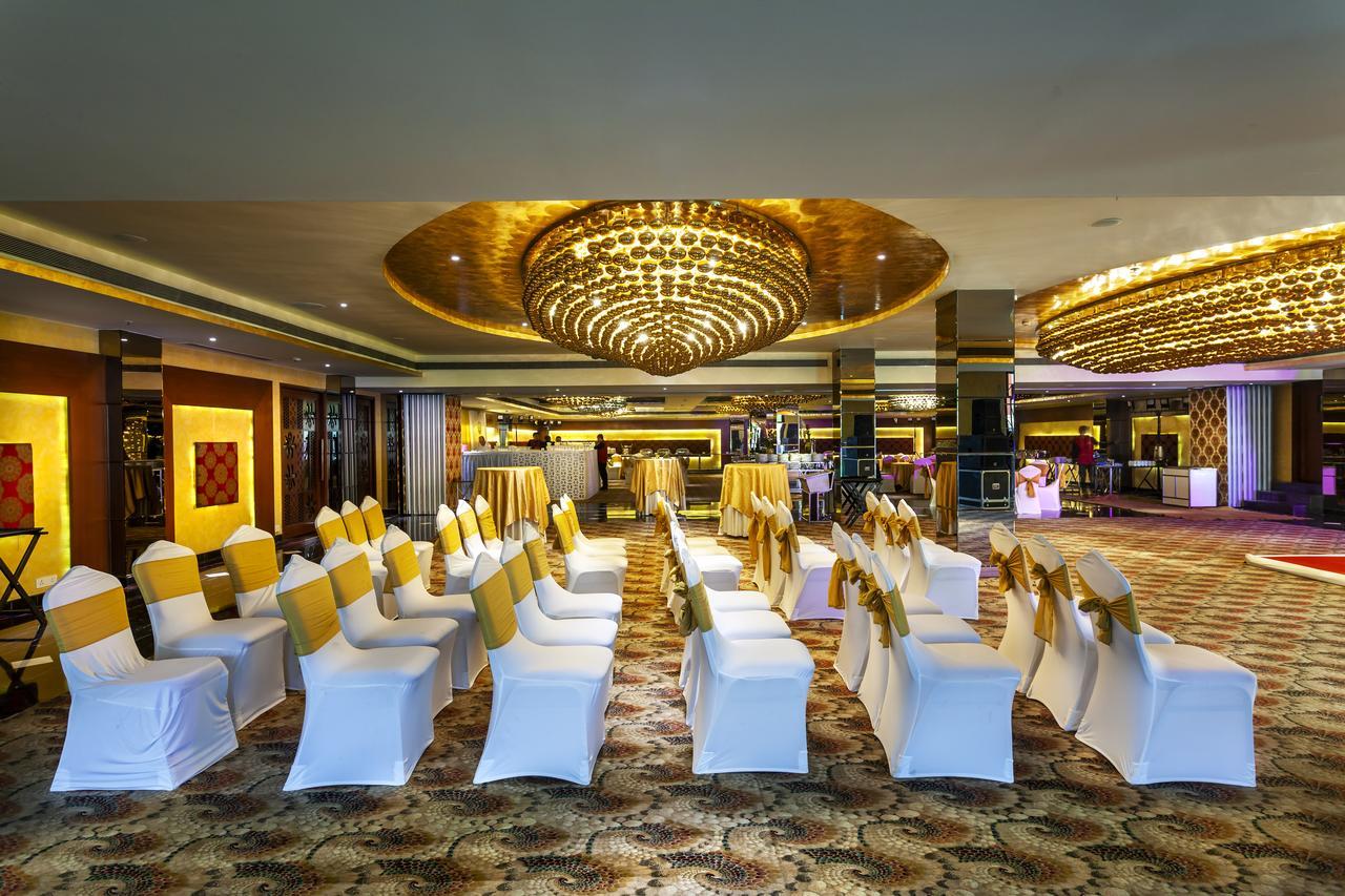 Atrio By Devam Hotel Gurgaon Eksteriør billede